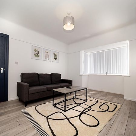 3Br Haven Retreat In Wallasey With Free Street Parking 외부 사진