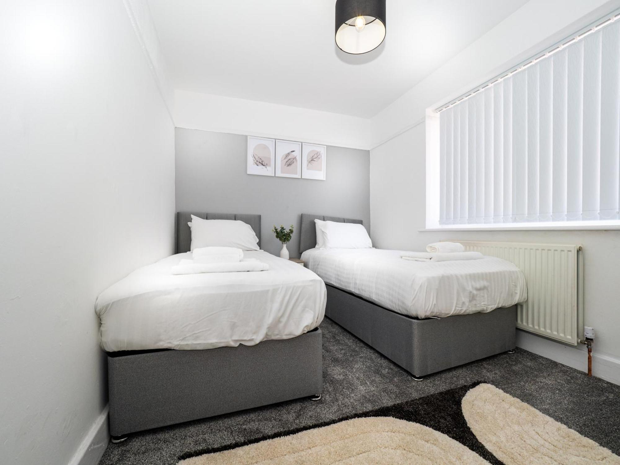 3Br Haven Retreat In Wallasey With Free Street Parking 외부 사진
